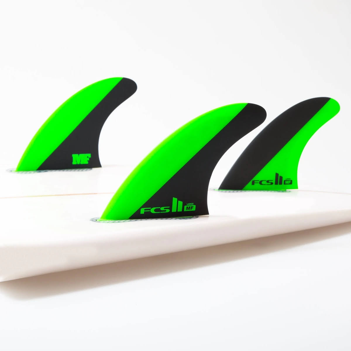 Tri Fin Set Black/White Medium P872
