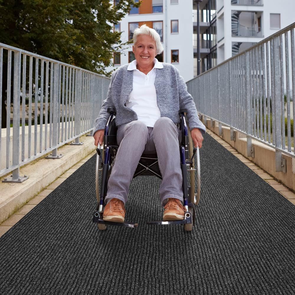 Heavy-Duty Ribbed Indoor Outdoor Carpet with Rubber Marine Backing - Charcoal Black - 6 Feet X 15 Feet Q4300