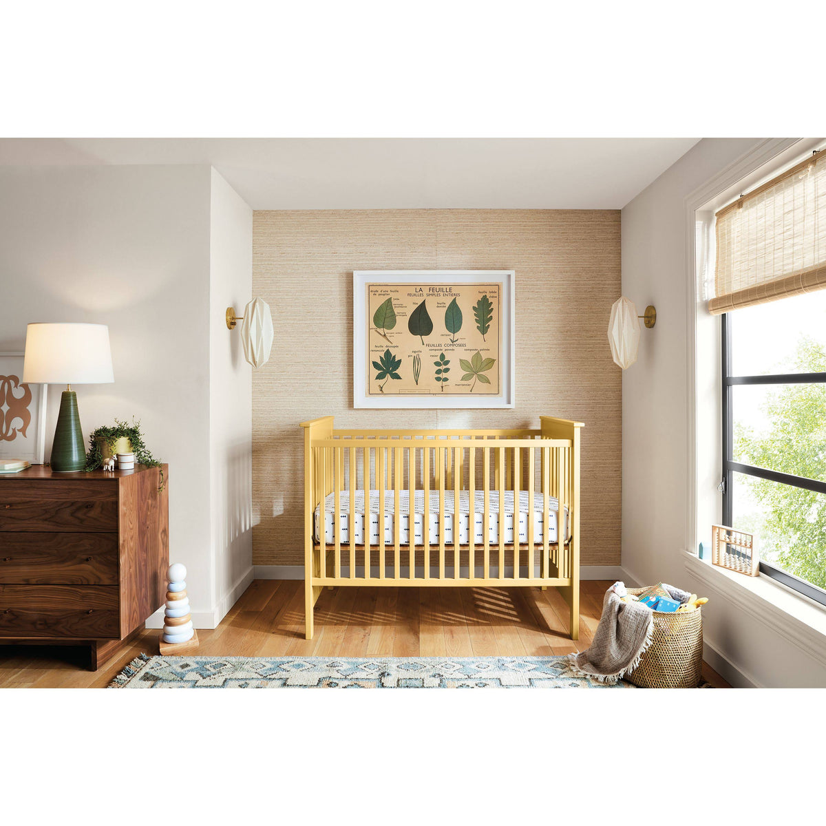 Modern Nest Crib with Toddler Bed Frame Conversion Rail G441