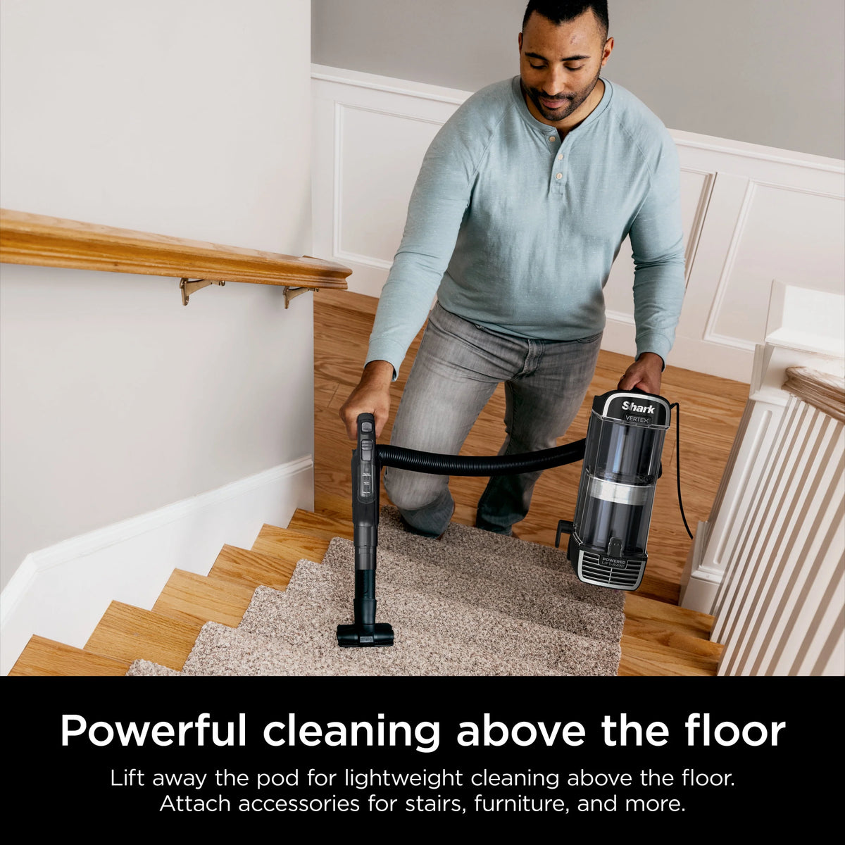 Upright Vacuum with Self-Cleaning Brushroll I6276