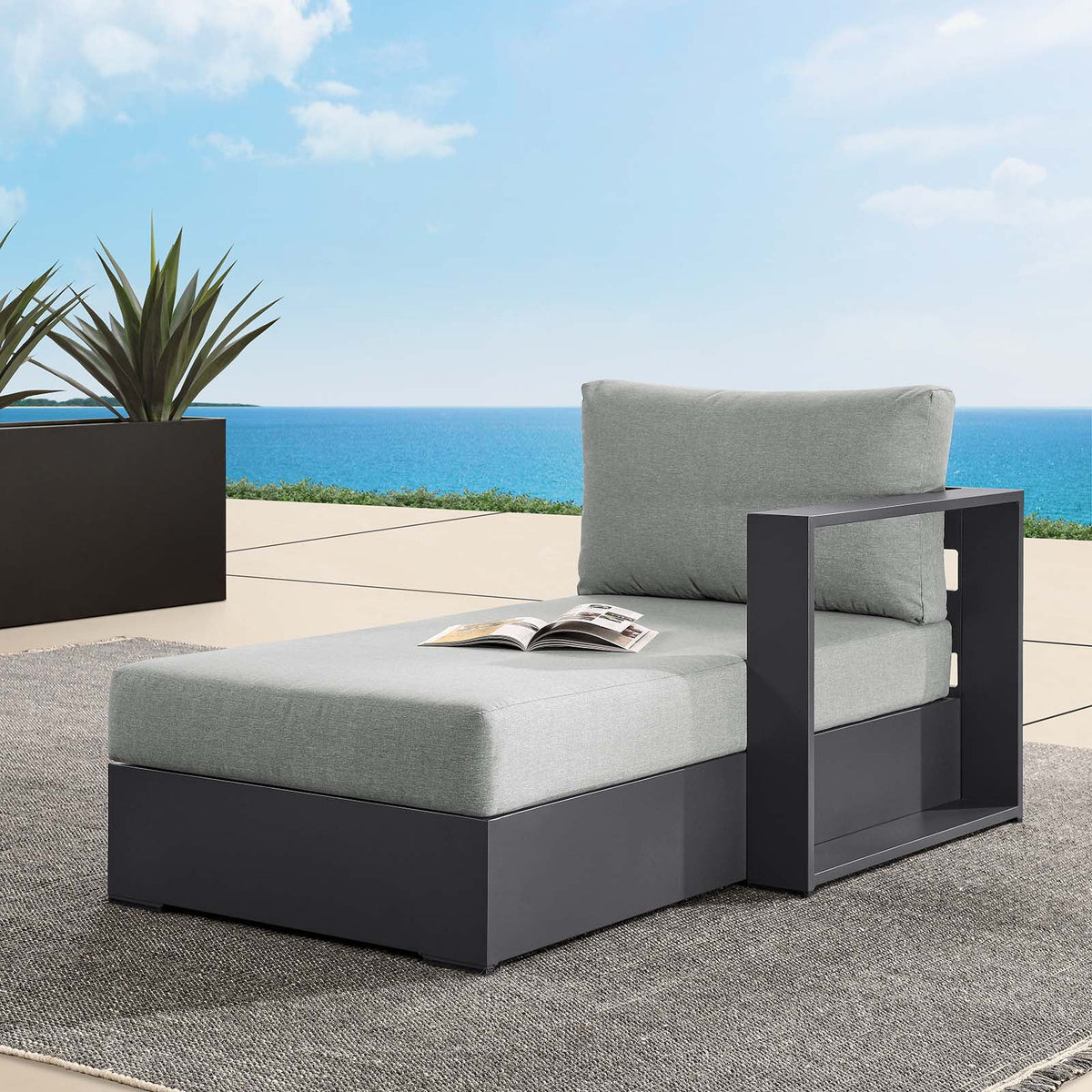 Gray Powder-Coated Aluminum Outdoor Chaise Lounge Z24937