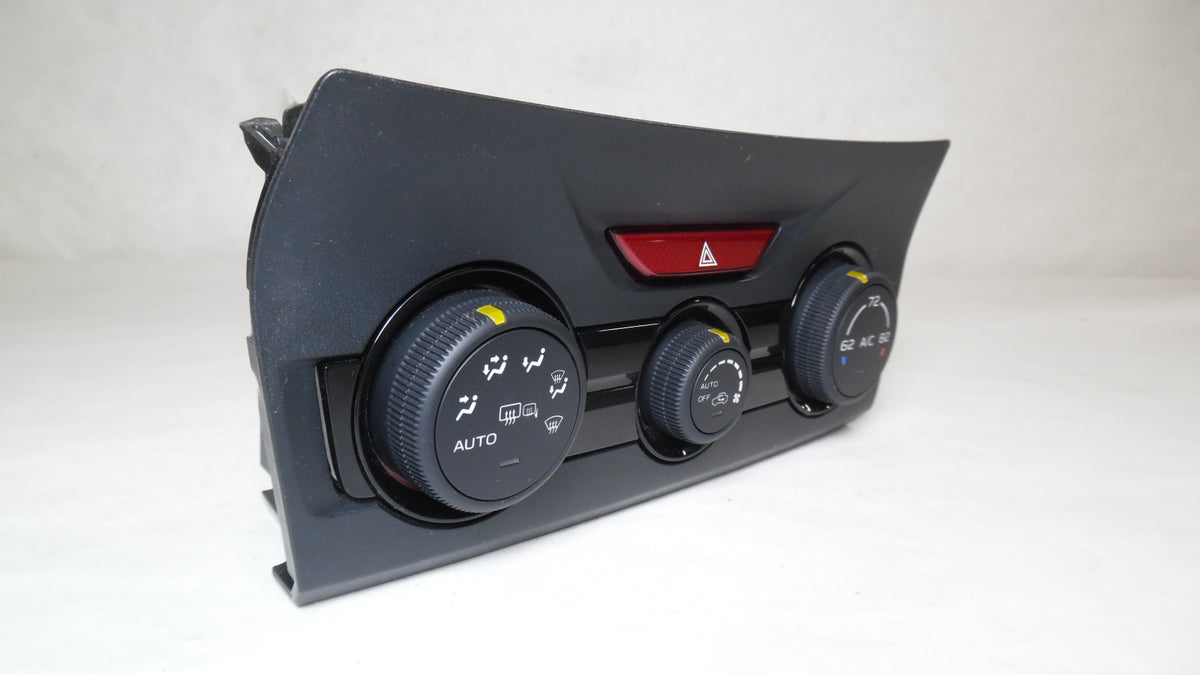 Pre-Owned Subaru Forester Auto Climate AC Heater Temperature Control OEM D455443