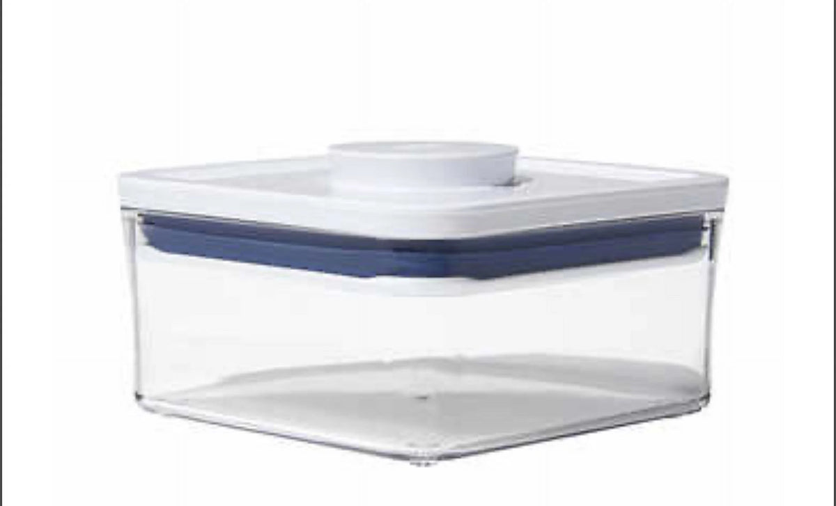 Set of 8 Food Storage Containers D67842
