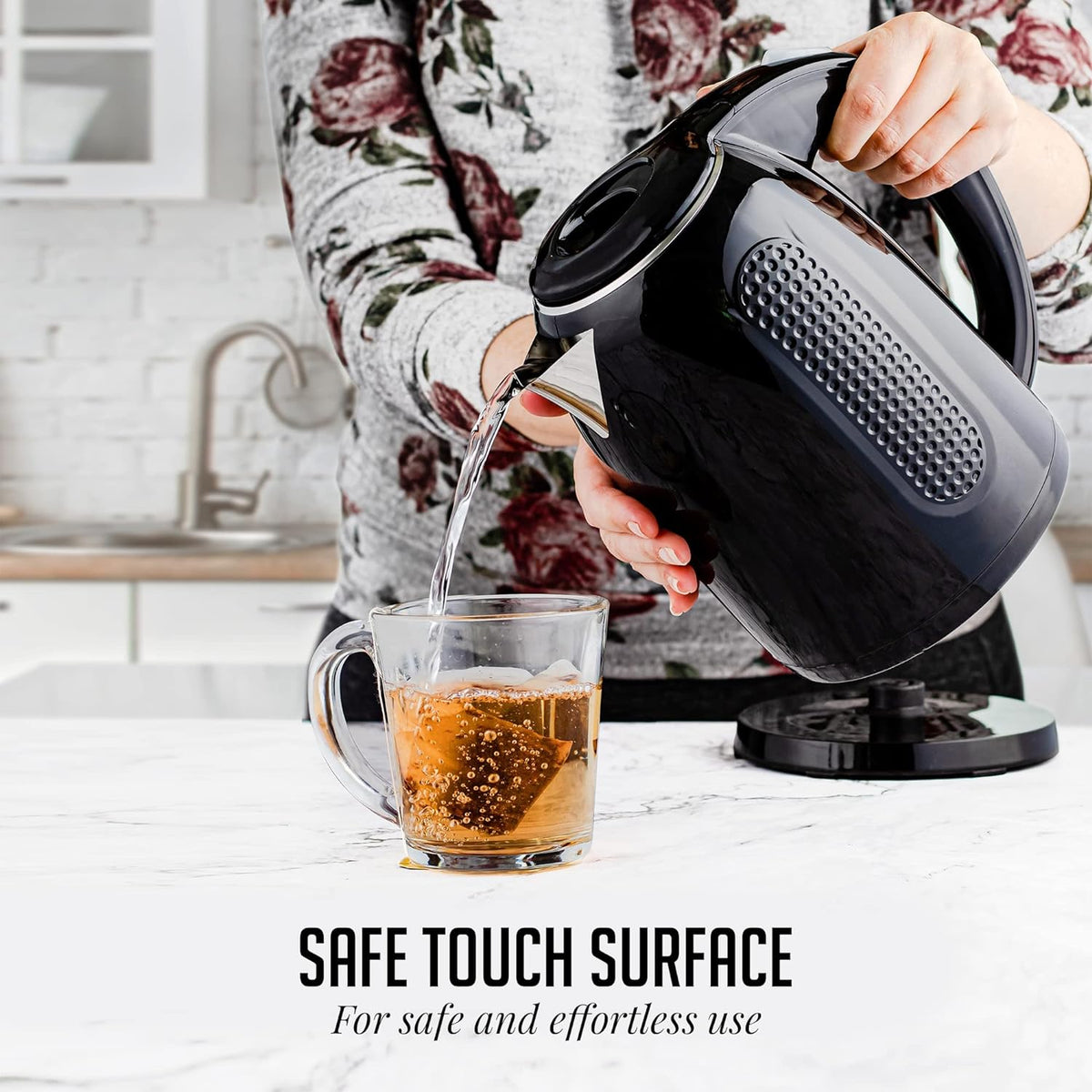 Portable Electric Kettle 1.7 Liter Double Wall Stainless Steel Black S46327