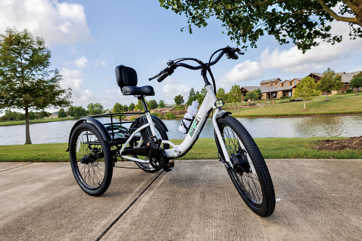 24" Electric Folding Tricycle, 7-Speed, 3 Wheels, 350W Motor, Black & White U7477