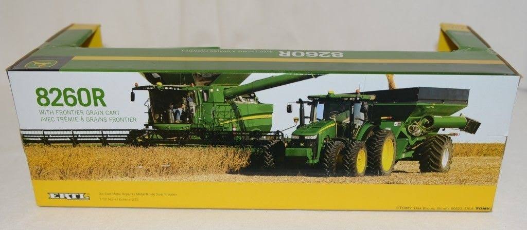 1:32 Scale Tractor with Grain Cart L9358