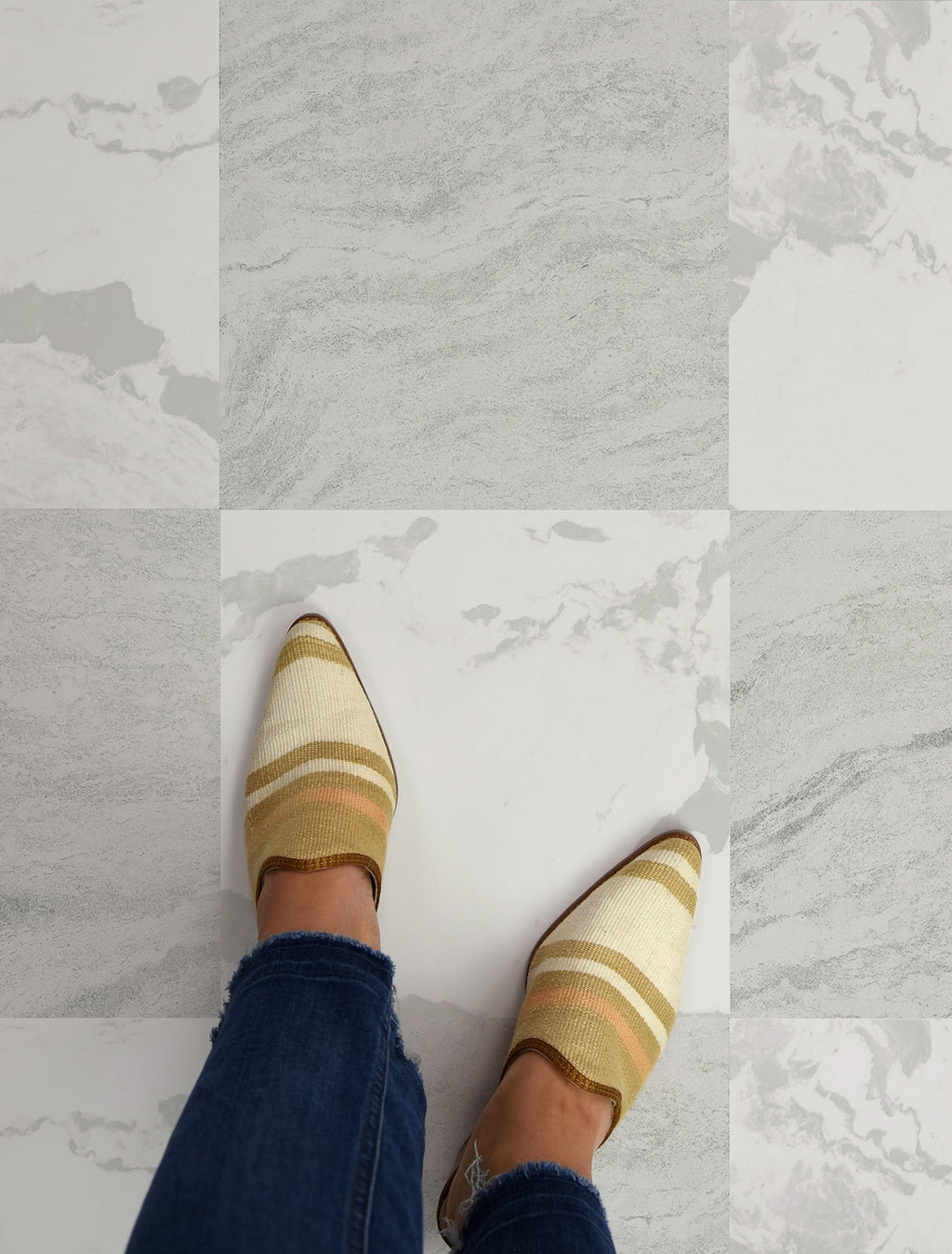 Beige Peel & Stick Floor Tiles L709854