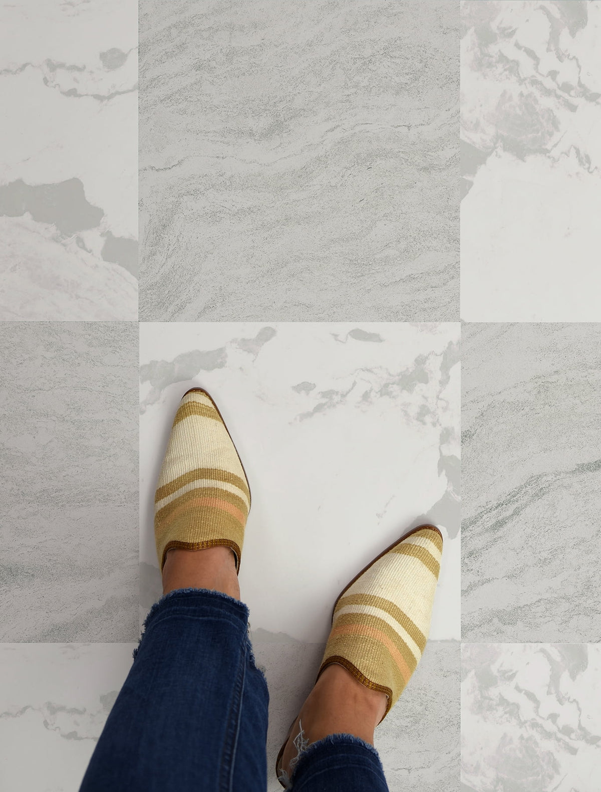 Beige Peel & Stick Floor Tiles L709854
