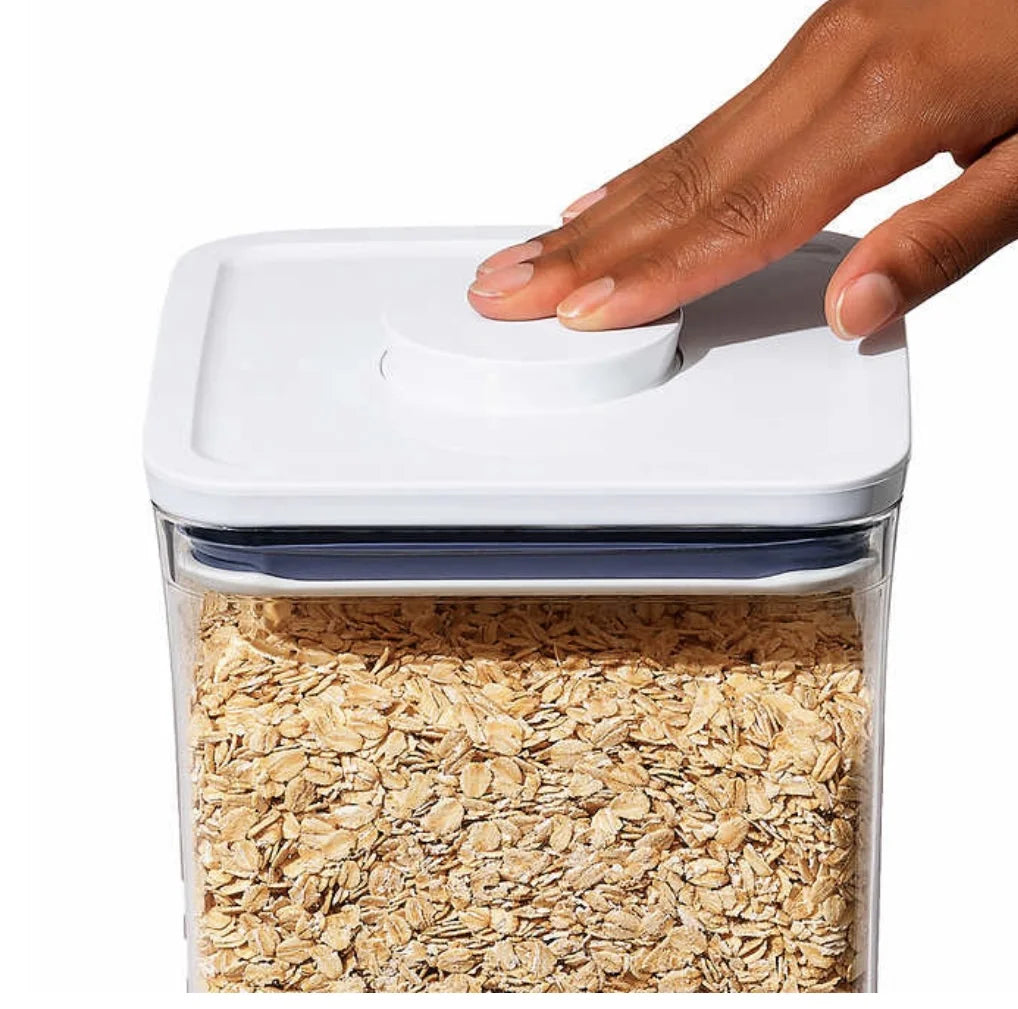 Set of 8 Food Storage Containers D67842