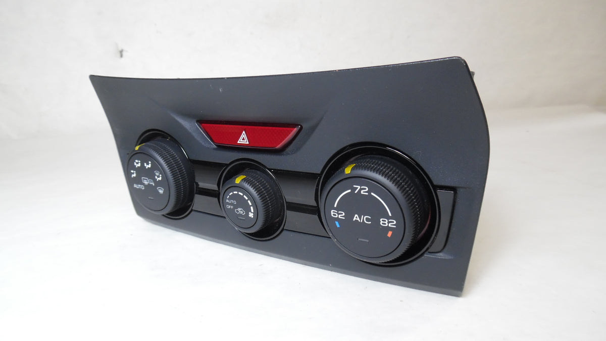 Pre-Owned Subaru Forester Auto Climate AC Heater Temperature Control OEM D455443