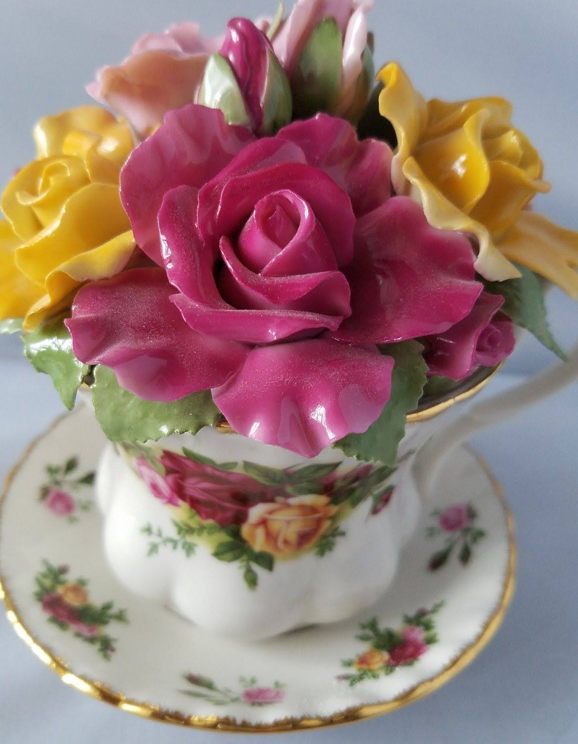Musical Teacup R594860