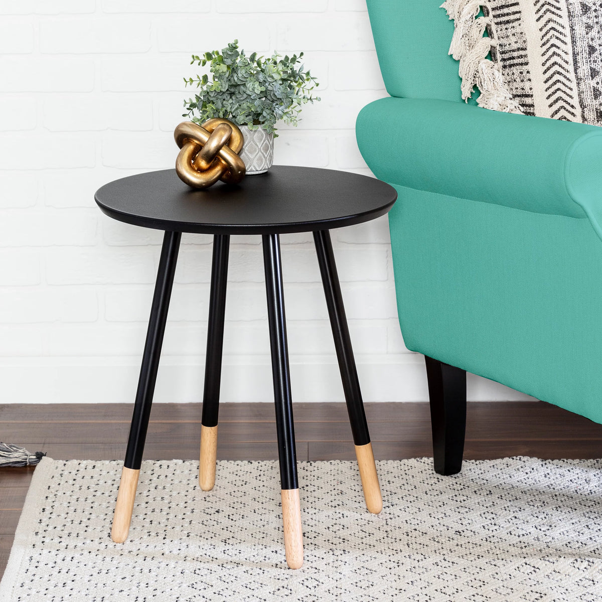 Round End Table S41458