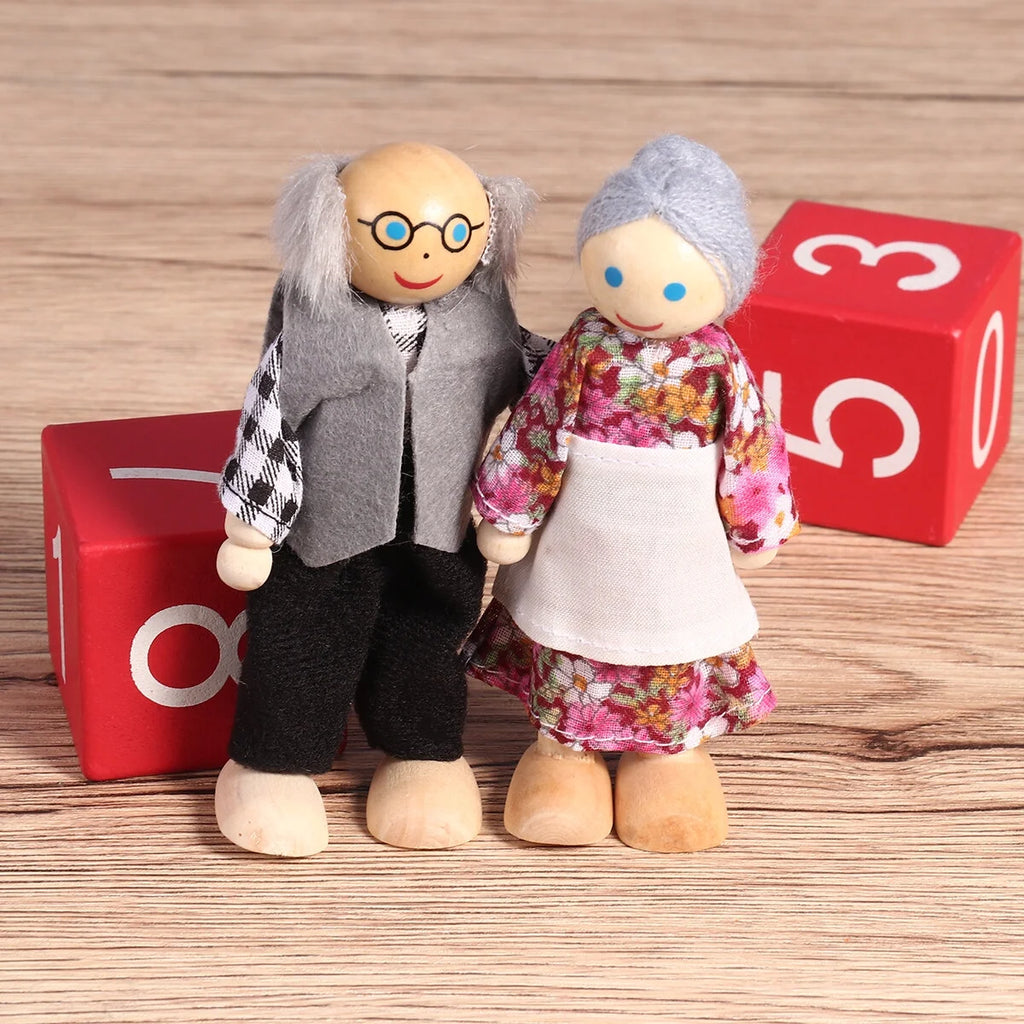 7 Pieces Wooden Dollhouse Family Mini People Figures X611129