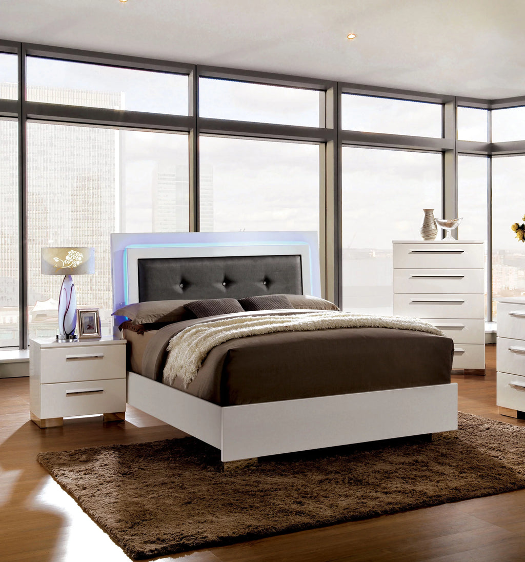 White 3-Piece Full Size Bedroom Set K12777